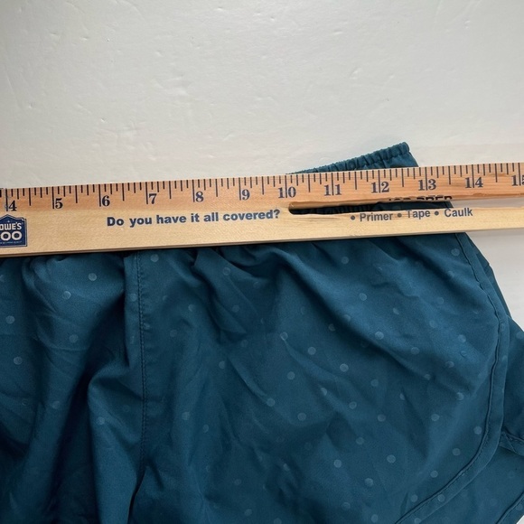 Old Navy Go Dry Teal Running Shorts Ladies - Picture 3 of 4